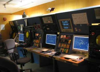 Pomieszczenie kontroli lot&oacute;w