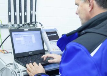 Testowanie sieci łączności radiowej