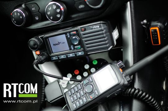 radiotelefony-dmr-hytera-policja