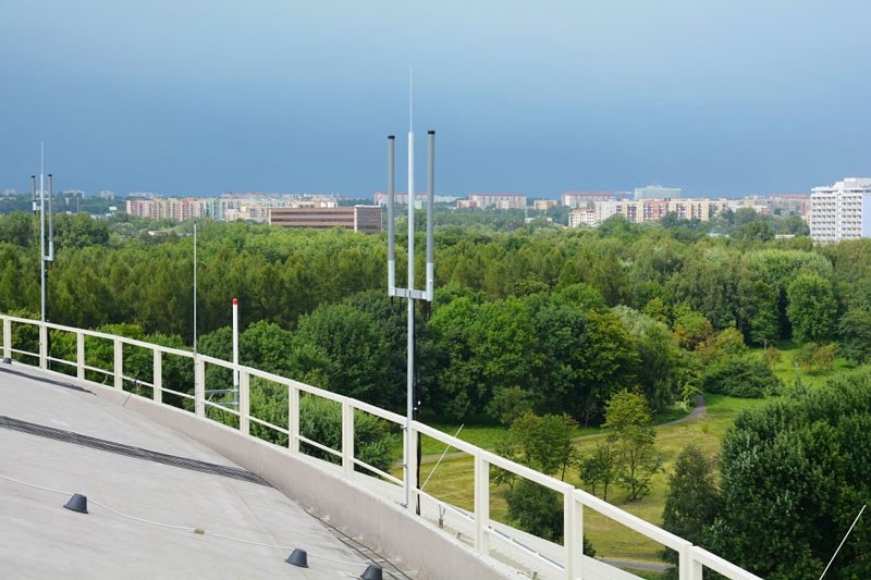 krakow-arena-anteny-systemu-radiowego krakow-arena-anteny-systemu-radiowego