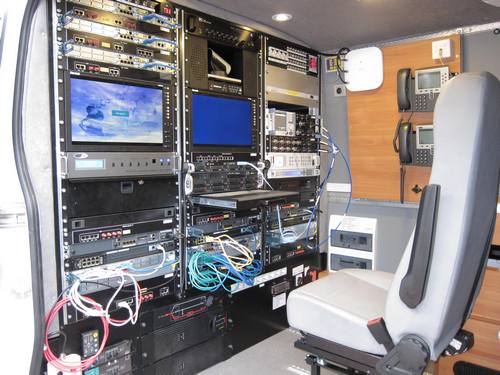 kenbit-tulipan-wnetrze-stacji-lacznosci-vsat