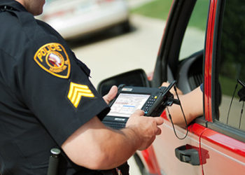 wzmocniony-tablet-policji