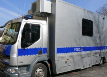 ruchome-stanowisko-dowodzenia-policja