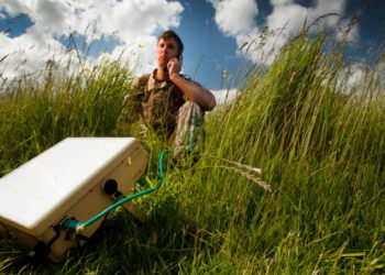 hughes-defence-space-terminal-satelitarny