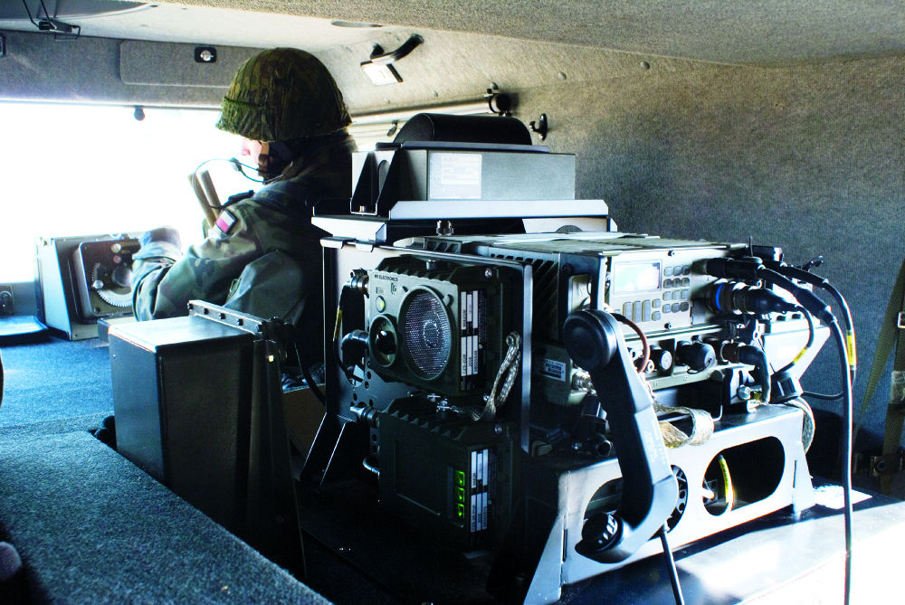 F@stnet-radiostacja-Radmor-wojsko-polskie