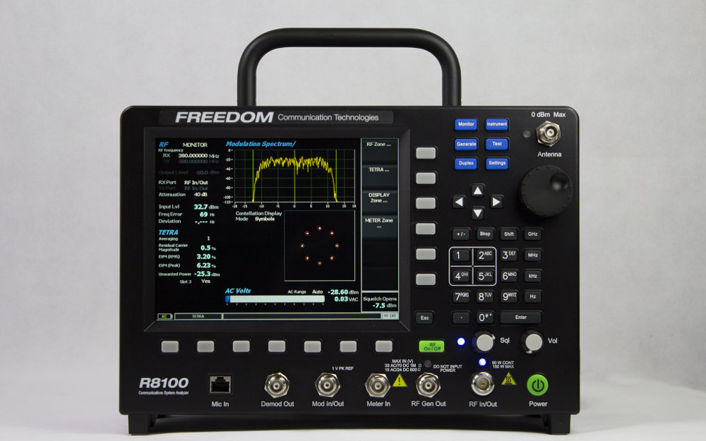 Tester-radiokomunikacyjny-R8100-Policja