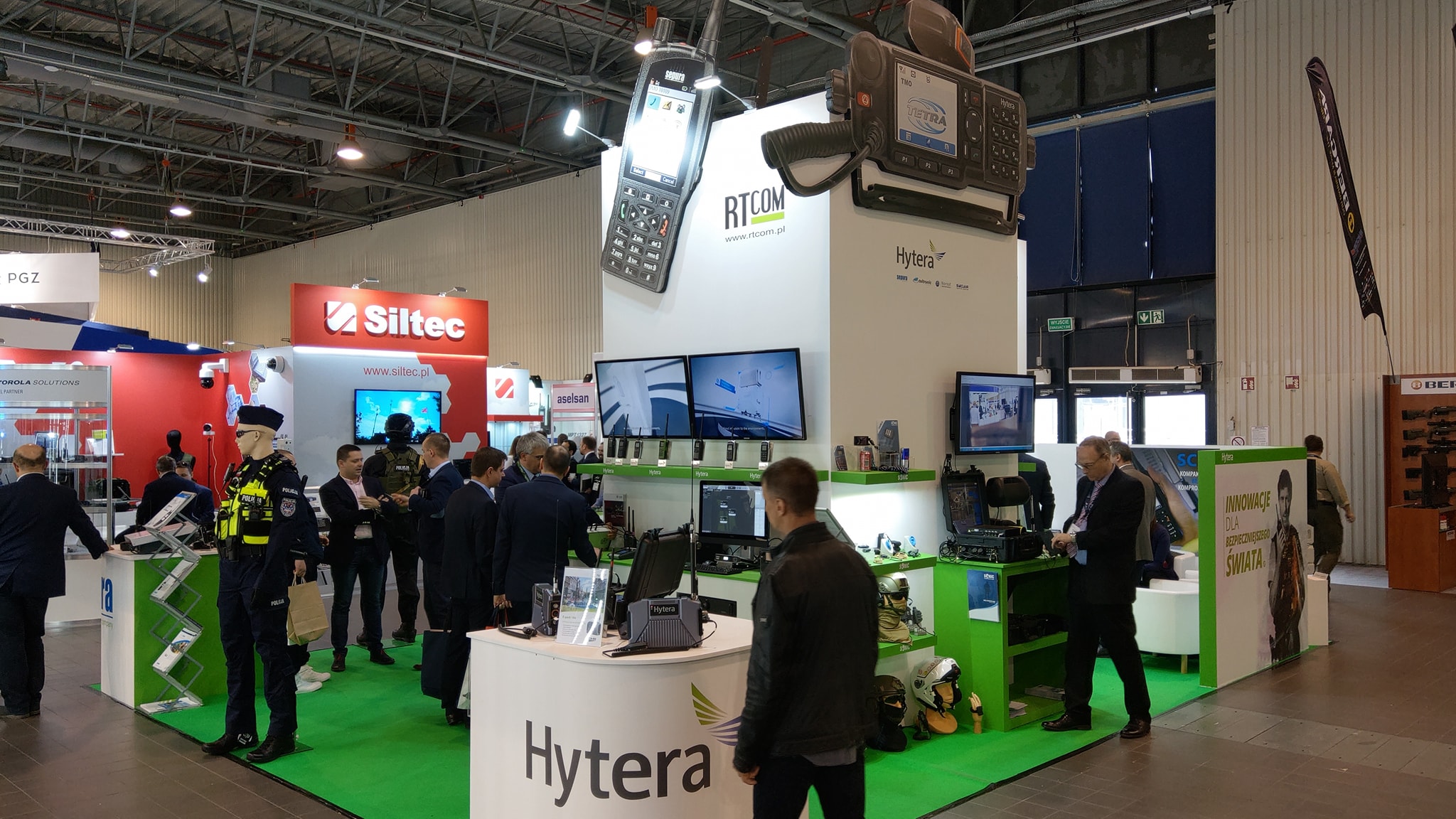 04-Stoisko-RTcom-Hytera-Europoltech-2019-Warszawa.jpg